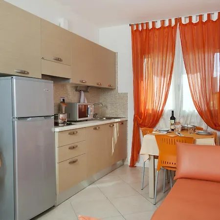 Ξενοδοχείο με διαμερίσματα Perla Misano Adriatico