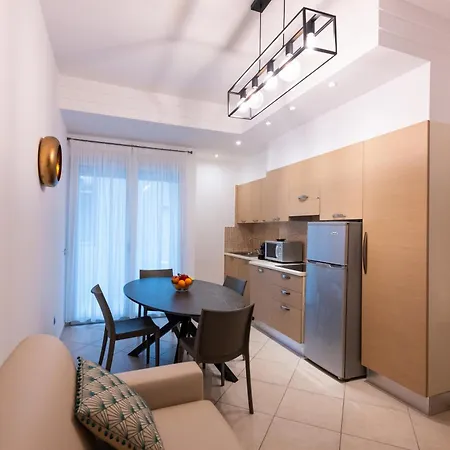 Perla شقة فندقية 4*