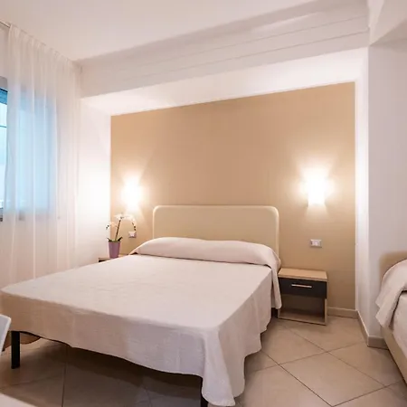 Perla 4*
